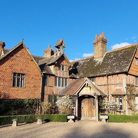Langshott Manor - Luxury Hotel Gatwick Horley Dış mekan fotoğraf