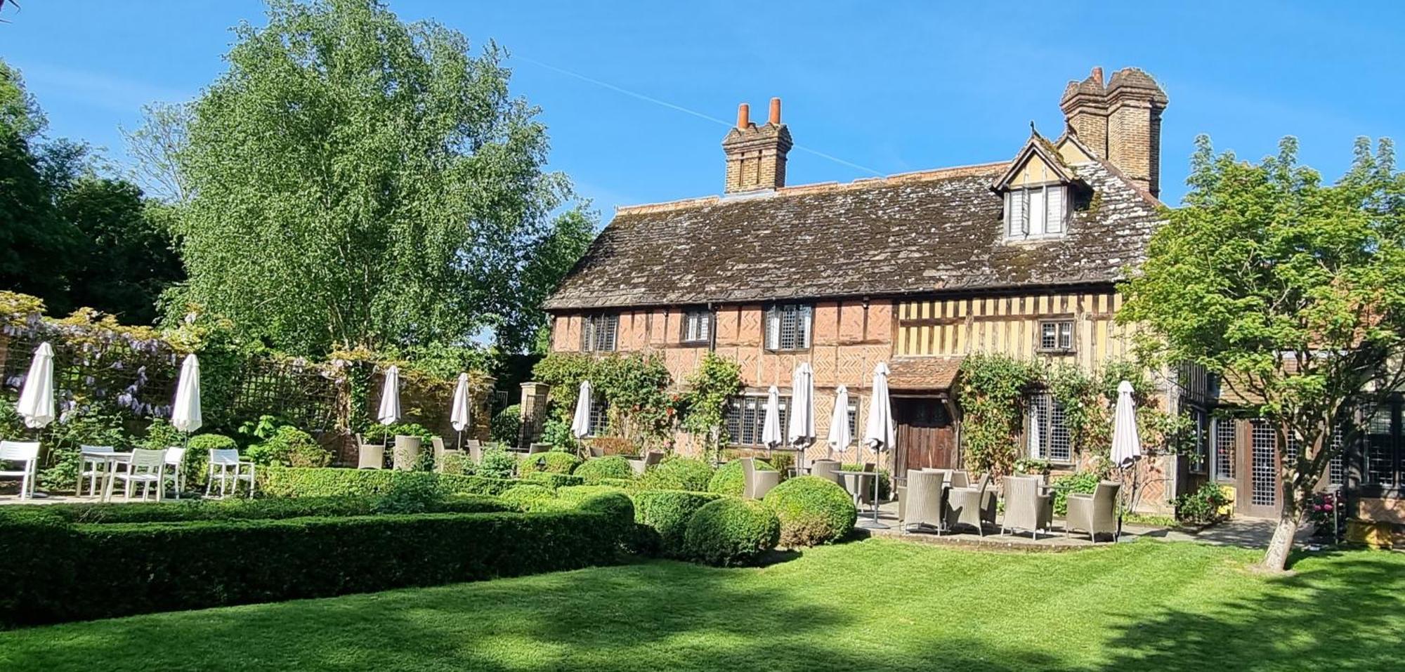 Langshott Manor - Luxury Hotel Gatwick Horley Dış mekan fotoğraf