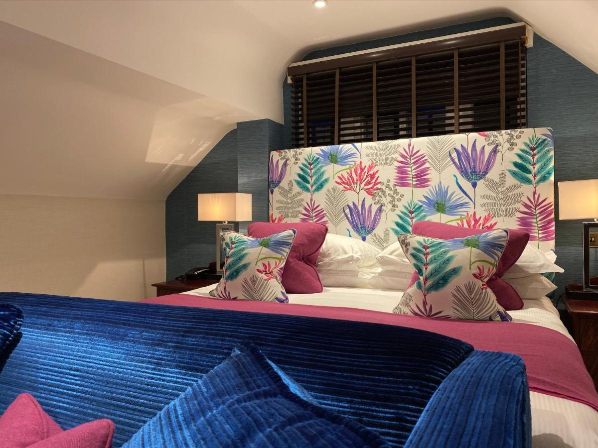 Langshott Manor - Luxury Hotel Gatwick Horley Dış mekan fotoğraf
