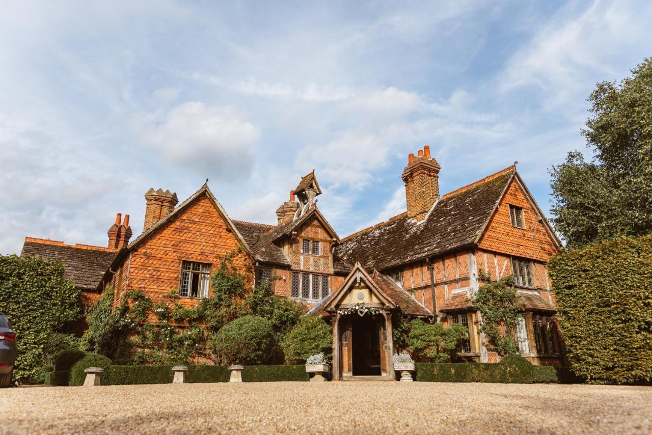 Langshott Manor - Luxury Hotel Gatwick Horley Dış mekan fotoğraf